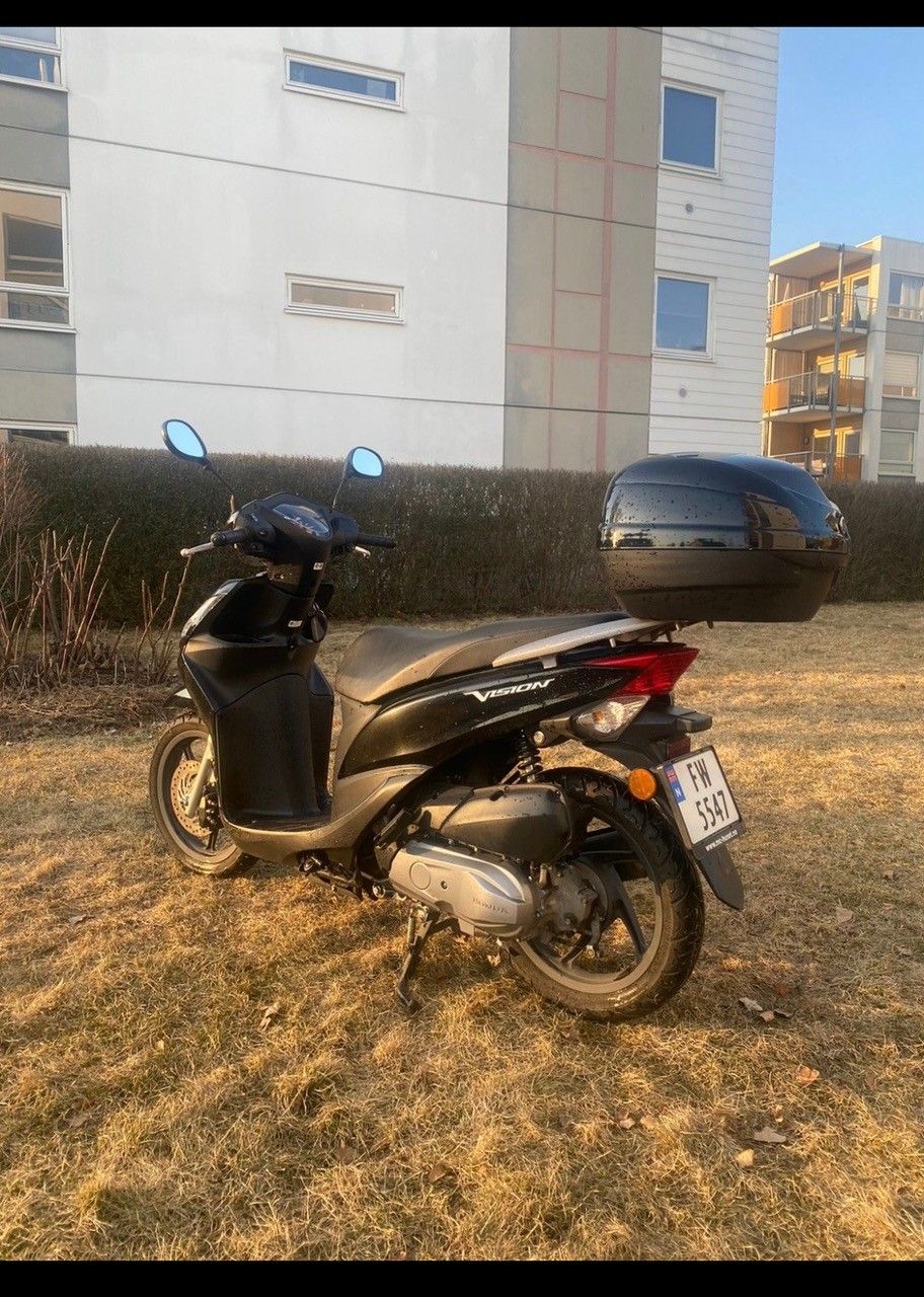 Honda moped selges